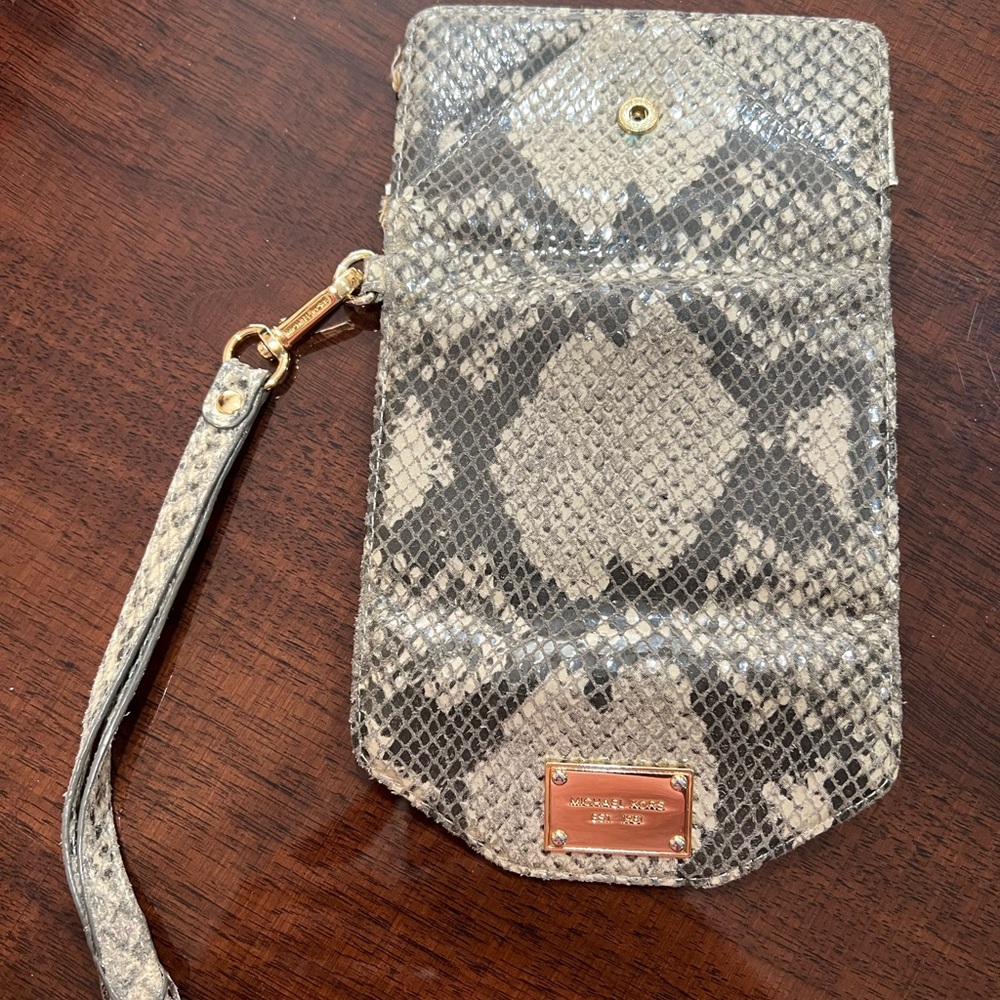 Authentic Michael Kors Python Leather Phone Case … - image 5